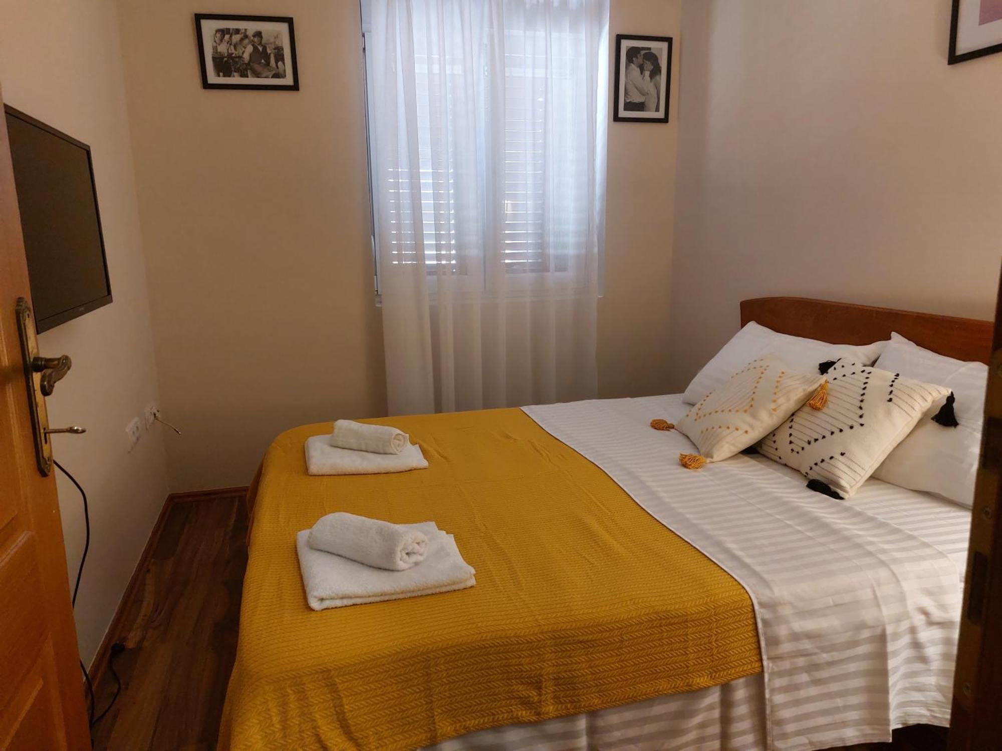 Apartman Sicilija Hotel Podgoriţa Exterior foto